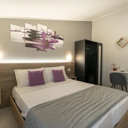 Affittacamere Orchidea For Tourists Hesperia Hosp Modena Exterior photo