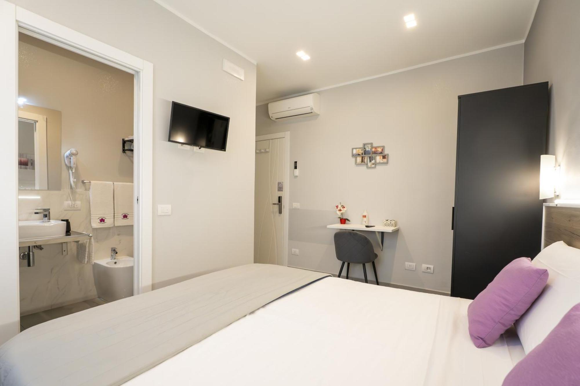 Orchidea For Tourists Hesperia Hosp Modena
